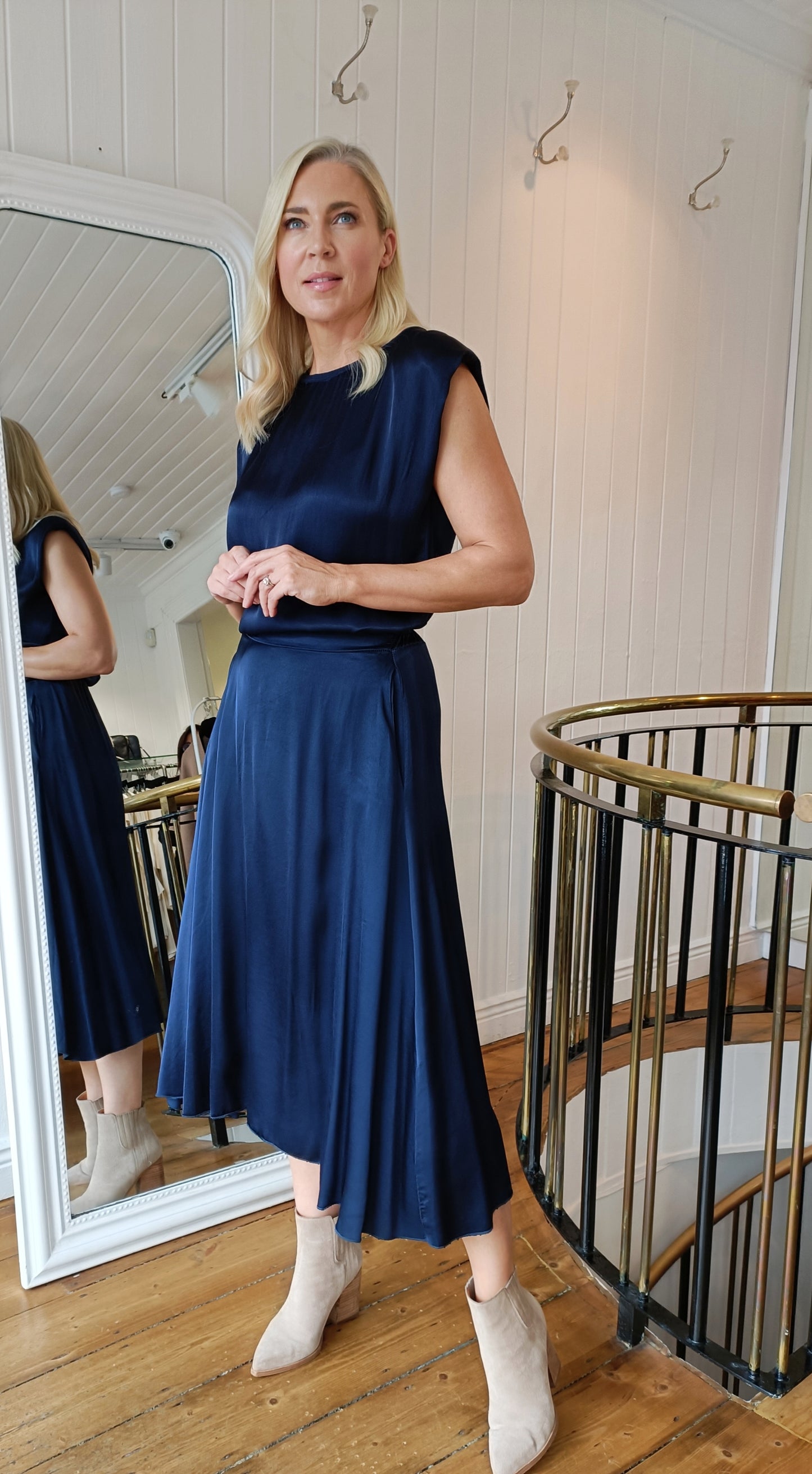 Midi A-line Pocket Skirt