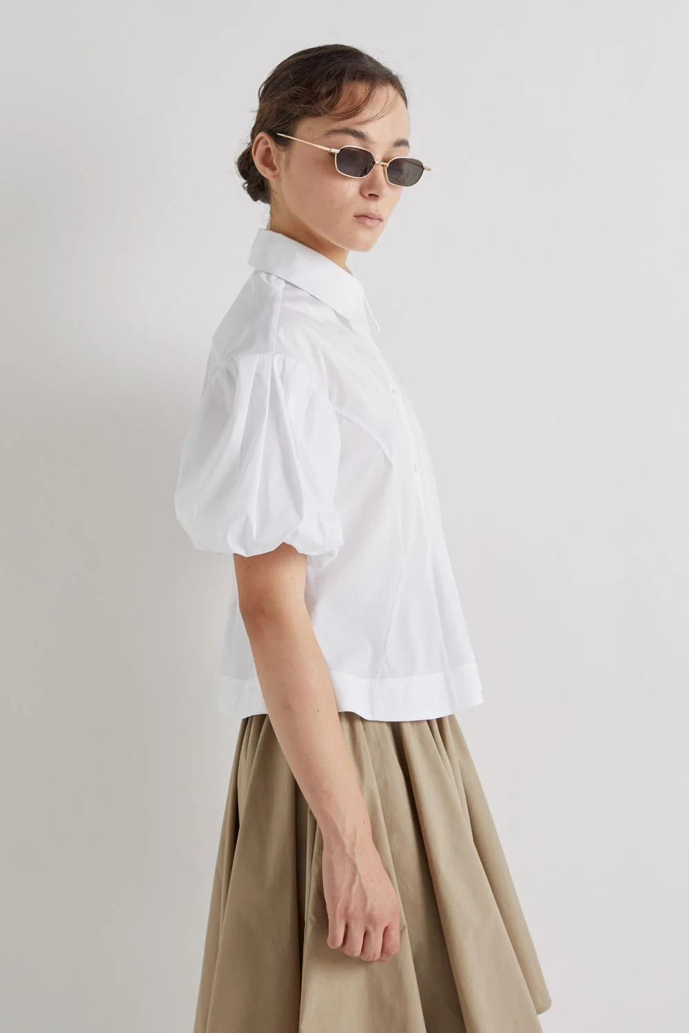 Short-Sleeve Snow White Shirt