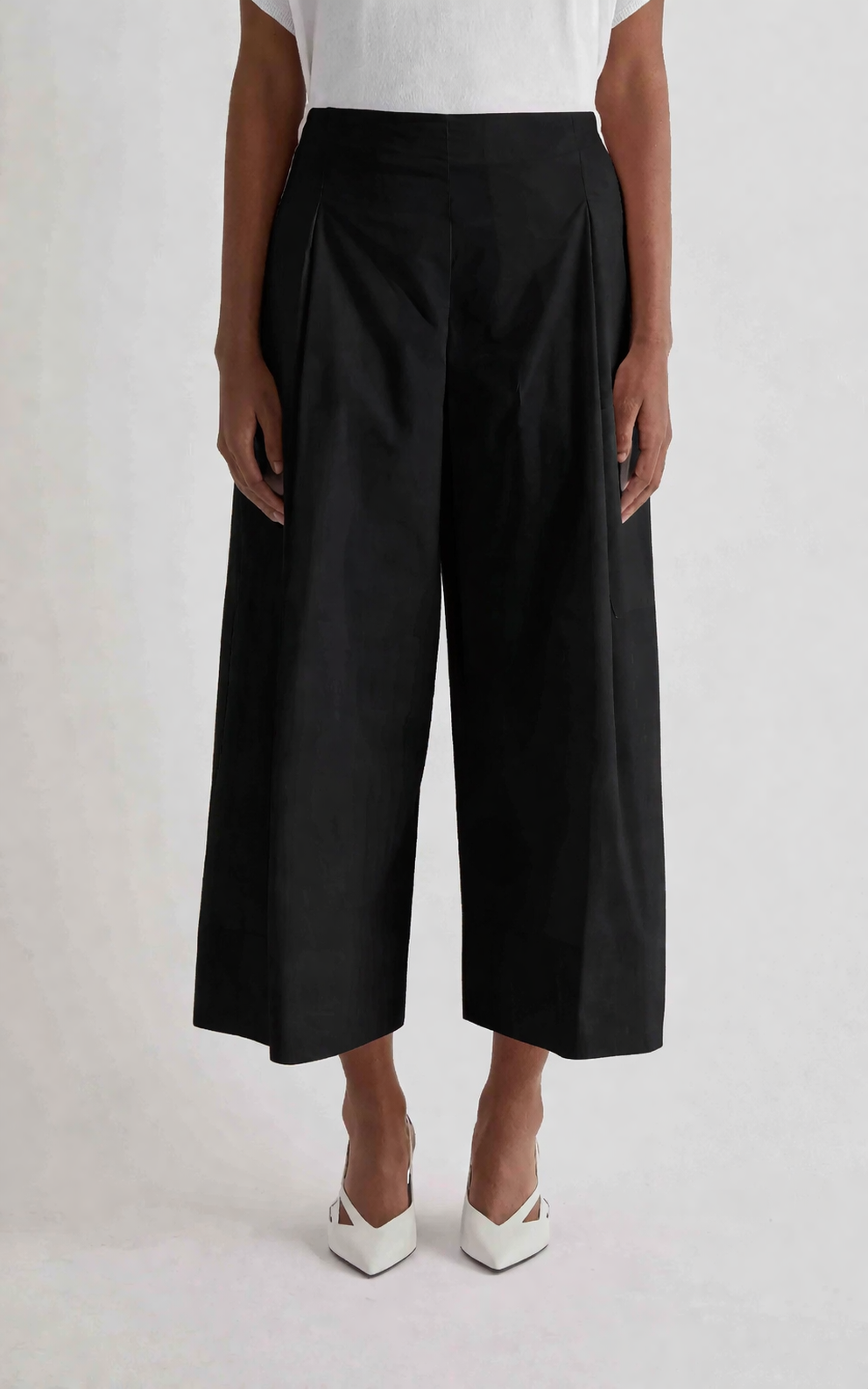 Cropped Wide Leg Pants