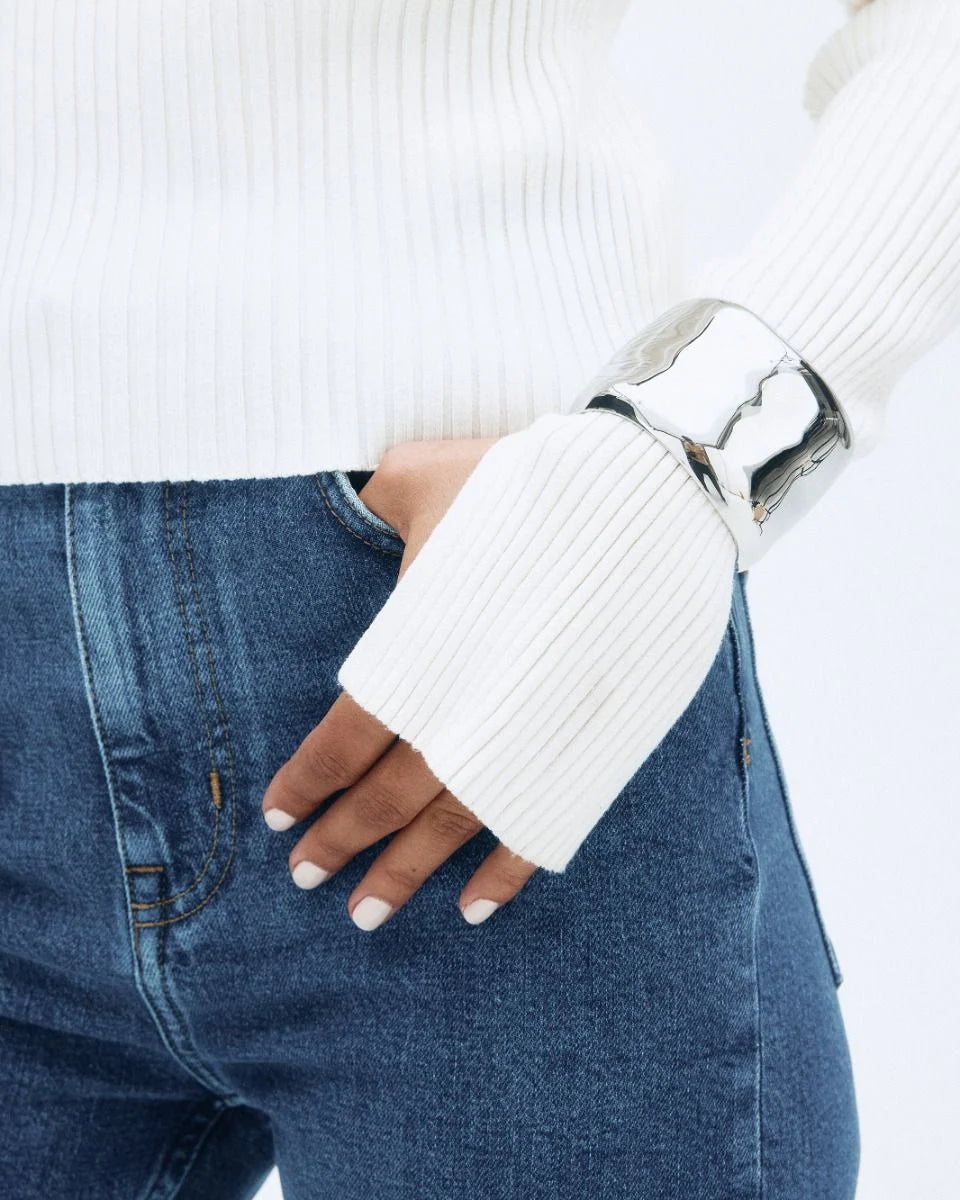 Flowy Bangle
