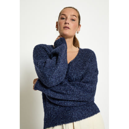 Jennie V-Neck Knit