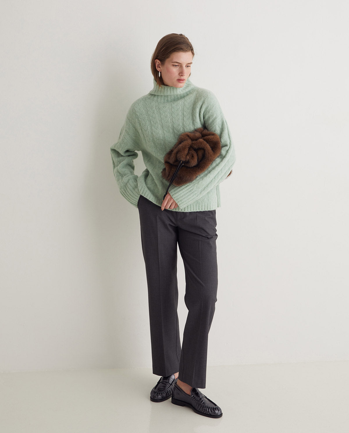 Cable Knit Rollneck Pullover