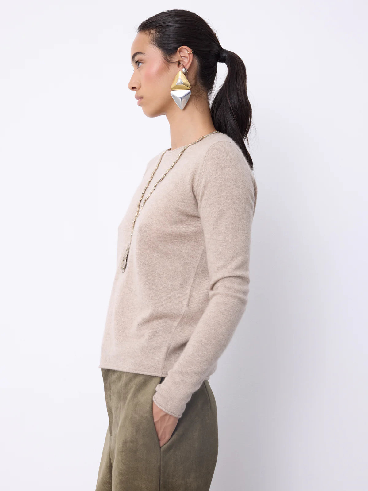 Ayla Round Neck