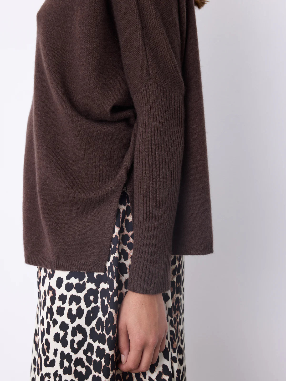 Faustine Oversized V-Neck