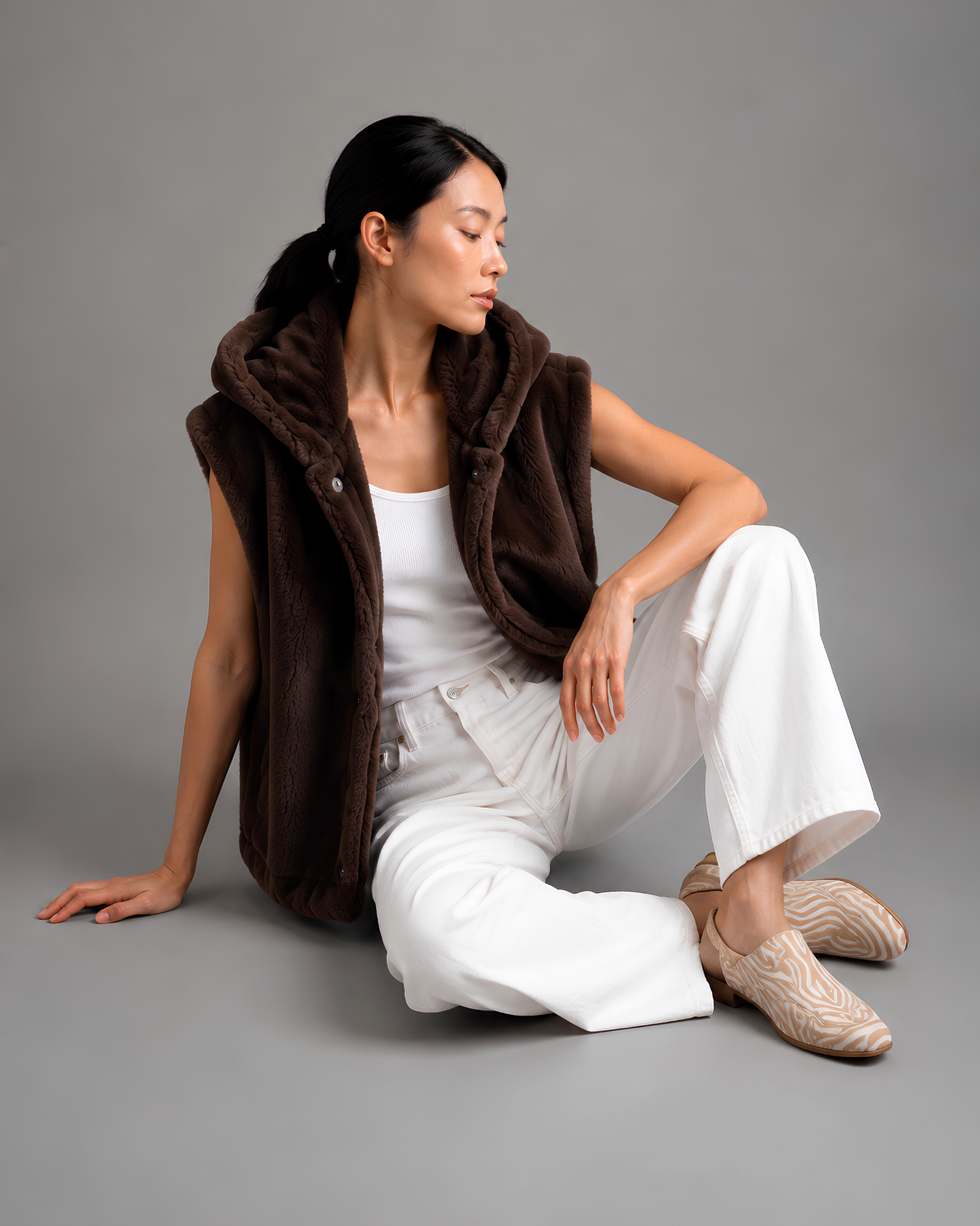 Faux Fur Sleeveless Jacket