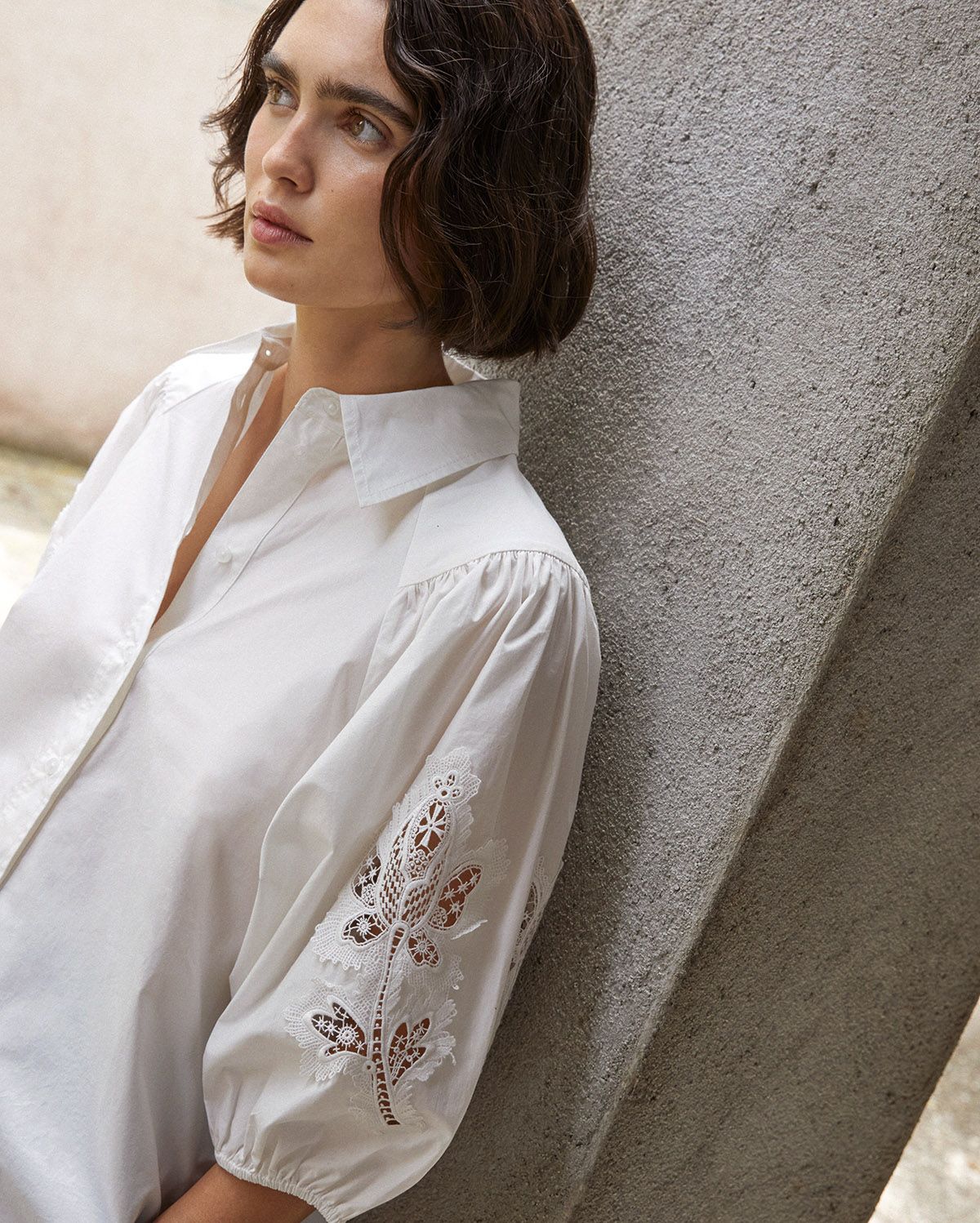 Mid Length Sleeve White Shirt