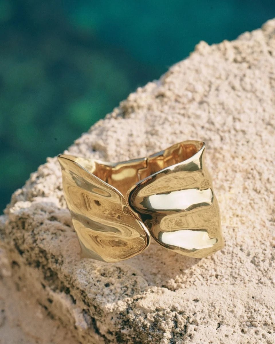 Tidal Bangle Gold