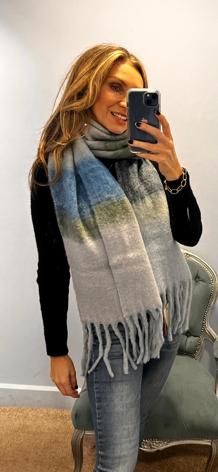 Scarf 24117